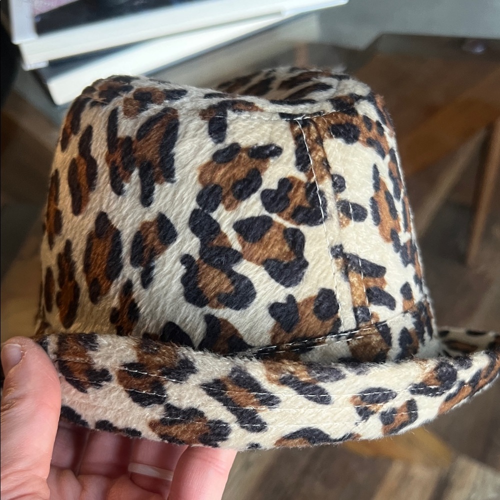 Leopard Print Fedora Hat - Picture 2 of 6